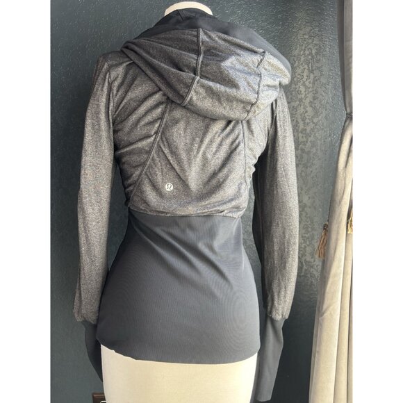 Lululemon Dance Studio Jacket Hooded Size 6 Black Gray Reversible - Picture 12 of 13